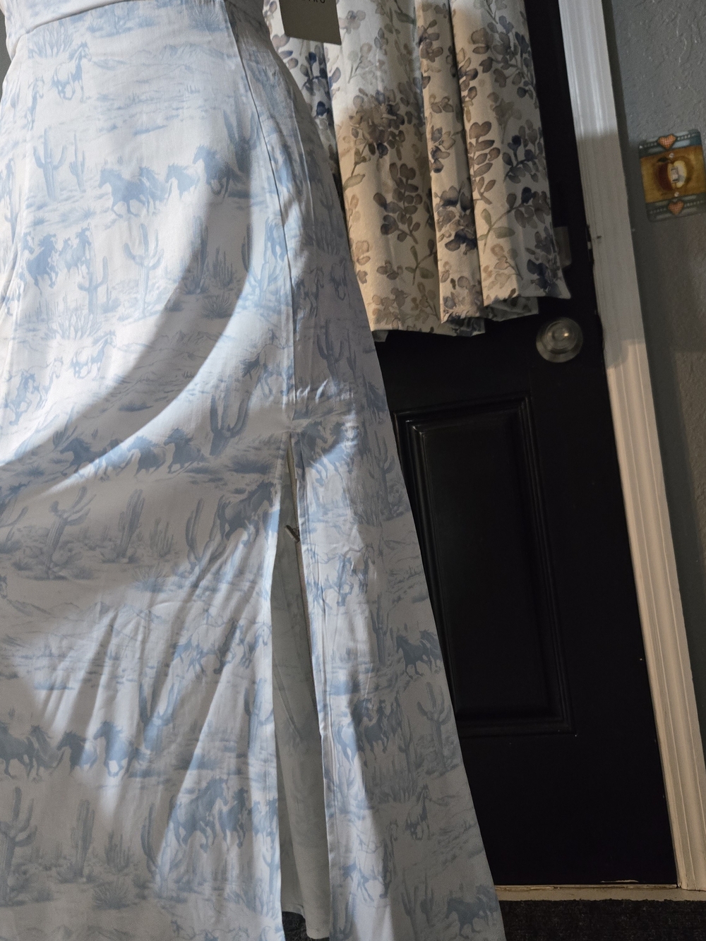 Wrangler Pale Blue and White Desert Print Maxi Dress with Spaghetti Straps - Picture 4 of 6